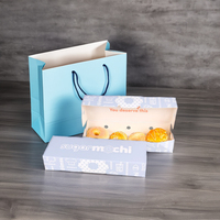 Boîte personnalisée transparente en matériaux recyclés de qualité alimentaire avec intérieur en éponge pour pâtisseries occidentales enroulées