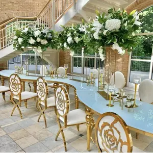 Table à manger en verre blanc en forme de s pour mariages et événements