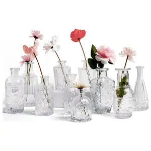 Vaso di gemme di vetro Set di 10 piccoli vasi di vetro per centrotavola di fiori vaso Vintage carino per decorazioni nuziali rustiche