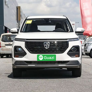 Coche SUV Baojun 530 usado con cámara de <span class=keywords><strong>100</strong></span> grados de bajo <span class=keywords><strong>consumo</strong></span> de combustible de 4.8L/360 <span class=keywords><strong>km</strong></span>, techo corredizo que se puede abrir - Product Image 1