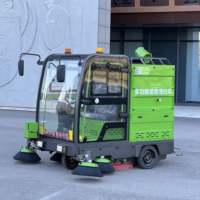 Balayeuse routière électrique zéro émission 48V à 5 brosses avec cabine entièrement fermée pour le nettoyage extérieur des sites touristiques