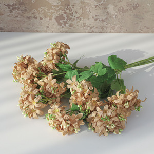 Rama de Hortensia Artificial de Tela de Seda, Blanca, Rosa, Verde Claro, Azul Claro, Morado, Marrón, Rojo Vino, Decoración para el Hogar y Bodas - Product Image 4