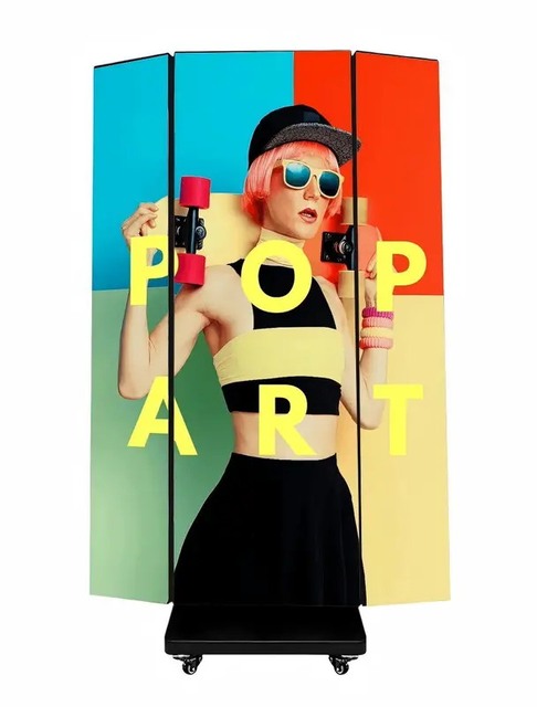 Portable Movable GOB Advertising Hob P1.25 LED Display Trifold P1.86 Foldable Indoor Mariage Triple Folding LED Poster Screen