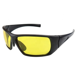 Lunettes de sécurité multi-certifiées ANSI Z87.1 CE EN166 AS/NZS avec plaquettes nasales métalliques réglables et monture en polycarbonate pour assemblage et perçage - Product Image 1