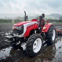 Tractor Agrícola 4x4 de Alta Eficiencia con Juego Completo de Implementos Opcionales para Plantación de Cultivos, Renovación de Terrenos y Transporte Agrícola