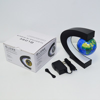2024 Globe à lévitation magnétique en forme de C ornement rotatif carte de Globe terrestre flottant avec LED lampes colorées décoration de bureau