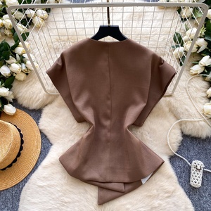 سترة نسائية صيفية فرنسية غير متماثلة بزر واحد وخصر نحيف - Product Image 4