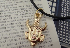Collier pendentif en alliage de zinc style vintage, inspiré de la série américaine Supernatural, avec le talisman de Dean contre le mal, pour anniversaire - Product Image 5
