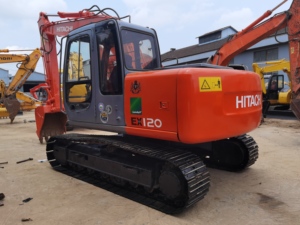 Excavatrice Hitachi EX120-5 2022, 12 tonnes, 0-2000 heures, moteur Isuzu A-4BG1 du Japon, hydraulique d'origine, pompe à engrenages, roulement certifié - Product Image 1