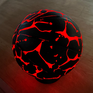 Ballon de <span class=keywords><strong>basket</strong></span> lumineux breveté tout-en-un avec valve de charge LED, qui brille dans le noir, étanche IPX8 - Product Image 5
