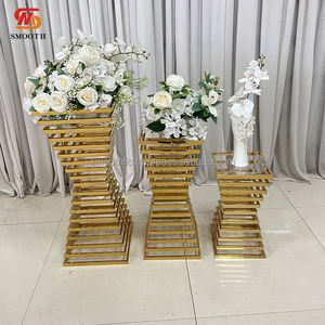 SMOOTH Morden Gold Flower Cake Pedestal <b>Stand</b> Stainless steel Gold Flower <b>Stand</b> for Wedding & Baby Shower <b>Backdrop</b> Decoration - Product Image 2