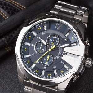 นาฬิกาโครโนกราฟสามหน้าปัดแฟชั่นหรูหราขายดี สายสแตนเลสสตีล สำหรับผู้ชาย สไตล์สปอร์ต ควอตซ์ กันน้ำ น้ำหนักเบา - Product Image 6