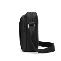 Vente en gros de sacs à bandoulière pour hommes avec logo personnalisé 9.7 "pour tablette sac d'ordinateur à bandoulière pour hommes