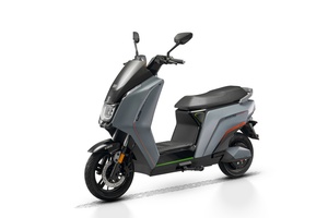 Nueva Motocicleta Eléctrica de Moda de 2500w y 70kph con Batería de Grafeno de 72V35Ah para Conducción Urbana - Product Image 6