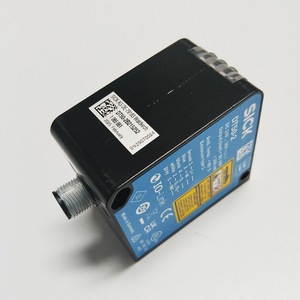 เซ็นเซอร์วัดระยะทางด้วยเลเซอร์ Sick รุ่น Dt50-2B215252 ระดับ IP65 IP67 สำหรับอุปกรณ์ไฟฟ้าและเครื่องจักรกล - Product Image 3