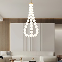 Entrée nordique chambre moderne salle à manger villa hôtel lustre de luxe personnalisé forme de boule acrylique collier de perles lustre
