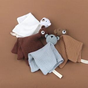 En gros, Doudou ours en crochet en mousseline douce et adorable pour bébé, <span class=keywords><strong>couverture</strong></span> de réconfort pour enfant - Product Image 4