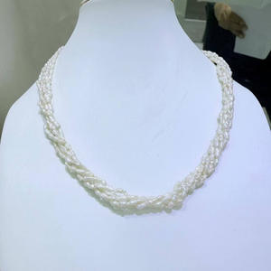 Collar de Perlas de Agua Dulce Cultivadas Naturales de Zhuji, 3-4 mm, Diseño Trenzado, Venta al por Mayor - Product Image 1