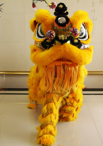 Lion Dance cinese taglia <span class=keywords><strong>normale</strong></span> due persone che indossano il Costume da ballo del leone per i bambini festa di ballo del leone carnevale - Product Image 2