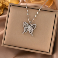 Collier en acier titane électroplaqué micro-incrusté, style luxe léger, entièrement serti de diamants, chaîne à motif vague d'eau, tendance européenne