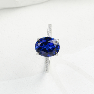 แหวนเงิน 925 ประดับไพลินรูปไข่ แหวนผู้หญิงฝังเพชรแบบสี่กรงเล็บ - Product Image 1