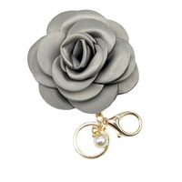 Porte-clés fleur rose camelia Kawaii Porte-clés fausse perle 3d tissu fleur rose Designer sac pendentif à breloque voiture porte-clés mignon perle bijoux