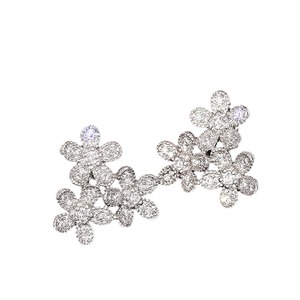 Eleganti Orecchini a Perno con Fiore per Donne, Accessori per Orecchie Dolci e alla Moda per Uso Quotidiano - Product Image 5