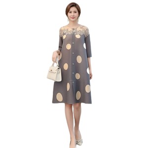 Abito midi plissettato a pois da donna, vestibilità ampia, <span class=keywords><strong>taglie</strong></span> forti, estivo, in poliestere, rosa, elegante, giovanile, stile Issey Miyake - Product Image 3