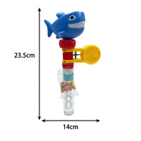 En gros, Jouet d'extérieur 2 en 1 : Tambour à bulles manuel en forme de requin et bâton à bulles musical pour l'aventure en mer