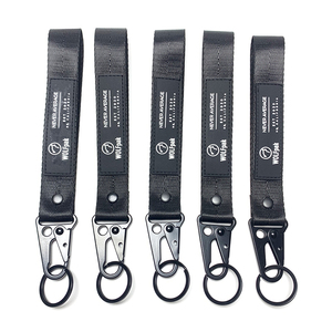 Tùy Chỉnh 3D Lớn Lên Logo Mật Độ Cao Cao Su Silicone Truyền Nhiệt In Ấn Nhãn Keychain Dây Đeo Cổ Tay Dây Buộc - Product Image 6