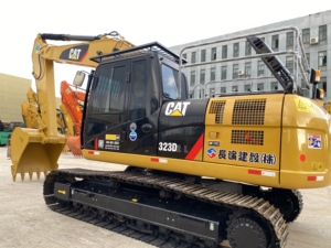 Excavatrice sur chenilles d'occasion CAT 323D2L d'origine japonaise, pelle Caterpillar pour travaux de terrassement et de chargement de roches - Product Image 2