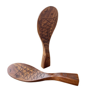Cuchara de arroz de madera con forma de pez, espesa y duradera, espátula de cocina, utensilios de mesa para el hogar - Product Image 1