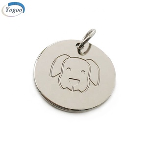 Logo personnalisé haut de gamme rond en argent en alliage de zinc breloques pour <span class=keywords><strong>chien</strong></span> classique accessoire de fabrication de bijoux pour enfants - Product Image 2