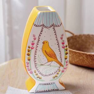 West Elephant Wilde's Romantic Ballad Nightingale and the Rose Jarrón de mesa Matt Glaze Ceramic - Product Image 3