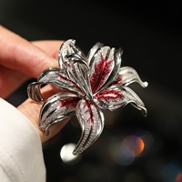Desain Asli TIANSHE Bros Bunga Lily Mewah Kelas Atas Aksesoris Pin Jas Bunga Kustomisasi Pabrik