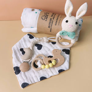 Attache-sucette pour bébé sans BPA, hochet en rotin, bavoir pour bébé, serviette de bain et ensemble de jouets en bois anneau de dentition pour bébé en bois biologique sensoriel - Product Image 2