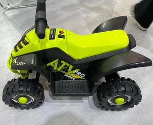 <span class=keywords><strong>Quad</strong></span> électrique pour enfants pas cher 6V, démarrage à un bouton, accélération par pédale, mini voiture jouet pour enfants de 3 à 8 ans - Product Image 6