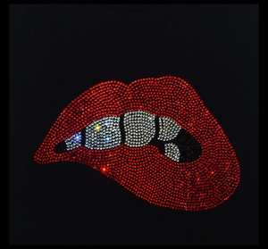 Hot Fix Iron-On Bling Crystal Rhinestone Transfer Hush Lip Plantillas y <span class=keywords><strong>Kiss</strong></span> Shut up Patch Material <span class=keywords><strong>de</strong></span> vidrio - Product Image 5