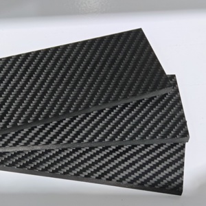 Placas estructurales especiales de fibra de carbono para aumento y refuerzo de la carga en puentes - Product Image 2