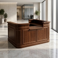 Comptoir de réception classique en bois massif avec façade en placage de bois et rebord d'intimité, largeur personnalisable pour hall d'hôtel, bureau, clinique