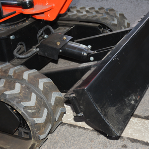 Mini Escavatore da 2 Tonnellate con Spedizione Gratuita, Motore Certificato EPA Euro 5, Escavatore Cingolato Cinese per Uso Agricolo - Product Image 4