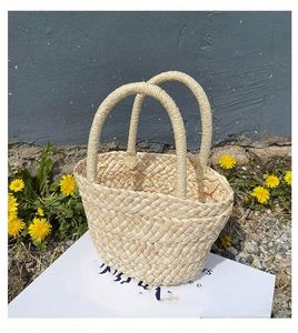 Wholesale Cute Girl Beachwear Natural Corn Straw <b>Mini</b> Handbag Small Fashion Beach Bag - Product Image 2