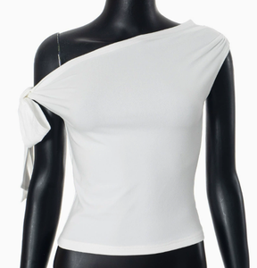 Vivibloook Y25TP327 otoño nueva camiseta plisada de un solo hombro con correa torcida asimétrica de manga larga para mujer - Product Image 1