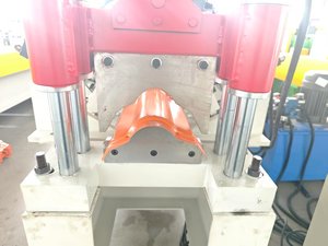 เครื่องม้วนลอนแบบฝาพับควบคุมด้วย PLC สำหรับอุตสาหกรรมกระเบื้องและการทำกระเบื้อง - Product Image 6