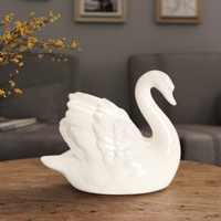 Ornement cygne moderne créatif en céramique décor simple de fête à la maison jardin pelouse mariage nouveauté décoration créative pour la maison couples amoureux