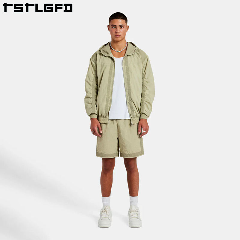 สีเขียวอ่อน