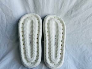 Pantofole da donna bianche a forma di farfalla in EVA antiscivolo per l'estate, taglie 37 38 39 40 - Product Image 2