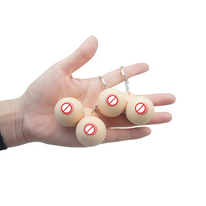 Vente Flash : Porte-clés anti-stress en forme de petite poitrine, jouet en silicone souple, mini jouet en silicone - Product Image 1