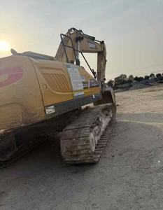 Excavatrice d'occasion SANY Sy205 de 20 tonnes, année 2021, modèles SY155C-9, Sy365, Sy205, Sy215, Sy235, Sy335h, disponible à Shanghai - Product Image 3