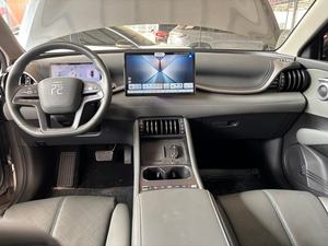 Vehículo Usado en Venta, <span class=keywords><strong>Casi</strong></span> Nuevo, BYD Atto 3, Auto Eléctrico, Conducción Inteligente, 500 KM, Carga Rápida <span class=keywords><strong>de</strong></span> 80 kW, Estado <span class=keywords><strong>de</strong></span> Auto Nuevo, <span class=keywords><strong>Segunda</strong></span> Mano - Product Image 6